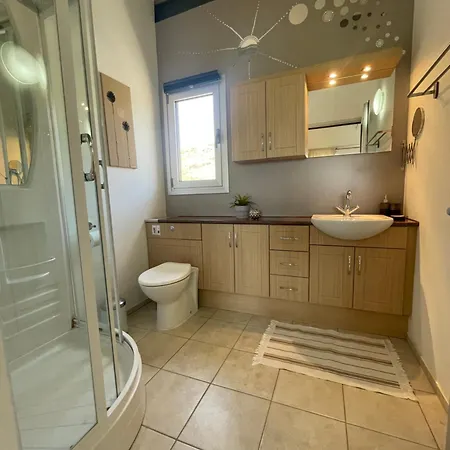 Cataleya Fig Tree Bay Town Center *