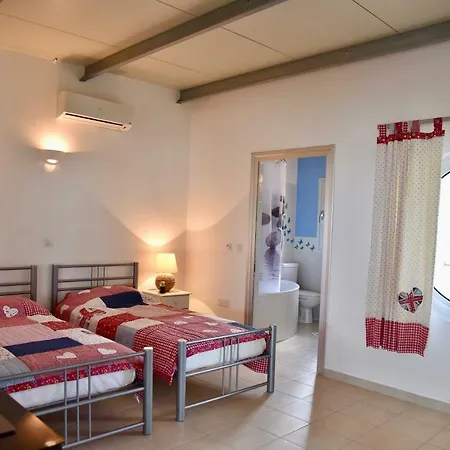 Cataleya Fig Tree Bay Town Center