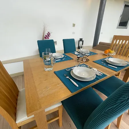 Villa Cataleya Fig Tree Bay Town Center