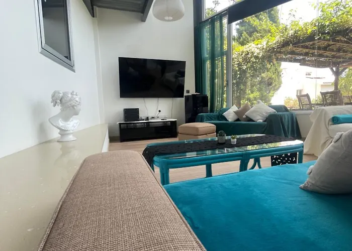 Cataleya Fig Tree Bay Town Center Protaras