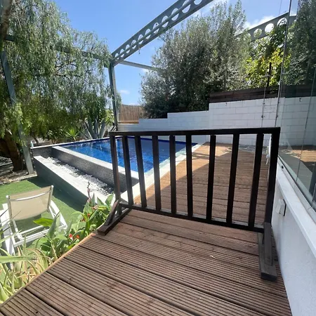 Cataleya Fig Tree Bay Town Center