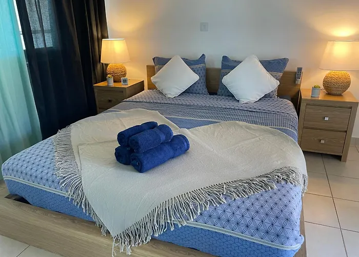 Cataleya Fig Tree Bay Town Center