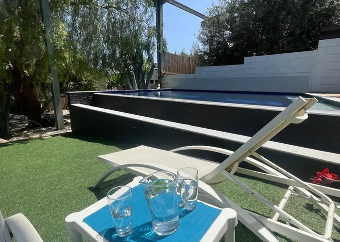 Cataleya Fig Tree Bay Town Center *