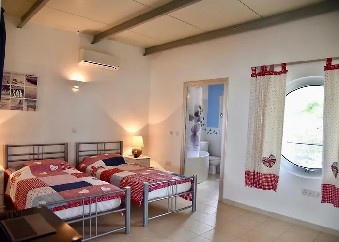 Cataleya Fig Tree Bay Town Center