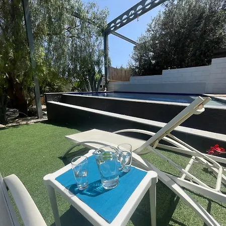 Cataleya Fig Tree Bay Town Center *